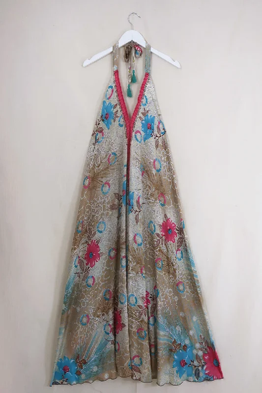 Athena Maxi Dress - Vintage Sari - Flowers on the Beach - Free Size L/XL Trendy Satin Maxi Dress Athena Maxi Dress - Vintage Sari - Flowers on the Beach - Free Size L/XL Trendy Satin Maxi Dress