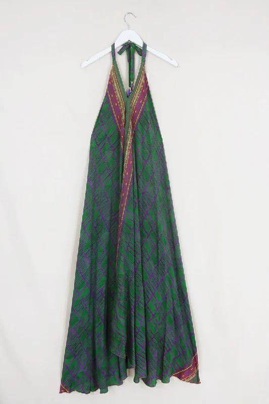 Athena Maxi Dress - Vintage Sari - Earth River Alligator Print - Free Size M/L Fashionable Off-Shoulder Maxi Dress Athena Maxi Dress - Vintage Sari - Earth River Alligator Print - Free Size M/L Fashionable Off-Shoulder Maxi Dress