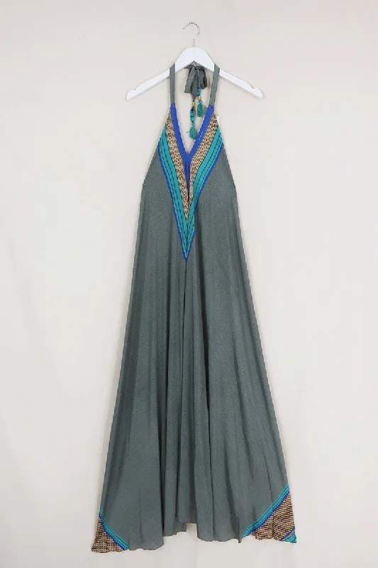 Athena Maxi Dress - Vintage Sari - Silver Stripe - Free Size S/M Fashionable Layered Maxi Dress Athena Maxi Dress - Vintage Sari - Silver Stripe - Free Size S/M Fashionable Layered Maxi Dress