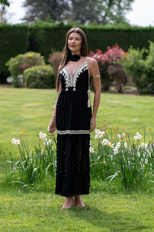 Black Boho Tassel Maxi Dress Stylish A-Line Maxi Dress