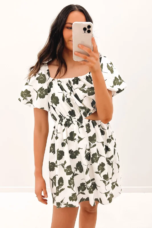 Lili Mini Dress White Floral Chic Mini Dress with V-Neck