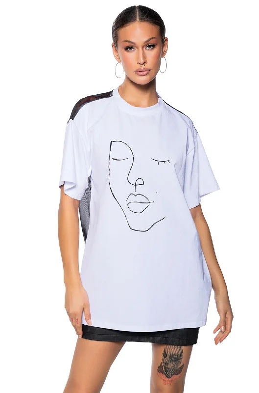 DAY AND NIGHT EMBELLISHED GRAPHIC OVERSIZED TSHIRT Relaxed Cotton Short Shirt