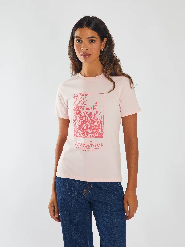 Moyna Tee Strawberry Cream Fashionable Trendy Casual
