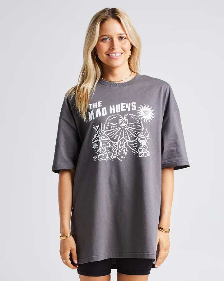 THE MAD HUEYS FRILLS AND SPILLS OVERSIZED TEE Lace Blend Ribbed Blend Corduroy Blend