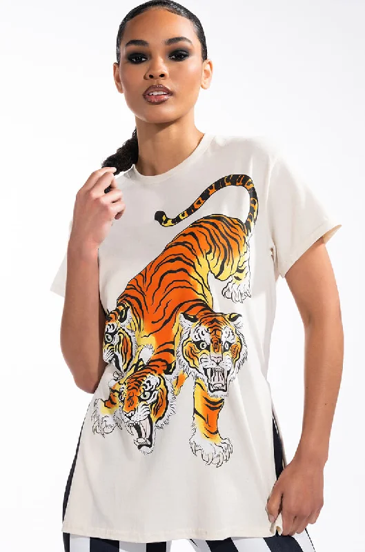 THREE FACED CREW NECK GRAPHIC TSHIRT Fashionable Sheer Short Shirt