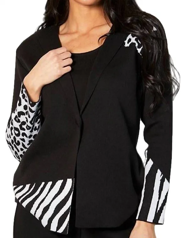 Animal Print Blazer In Black/white